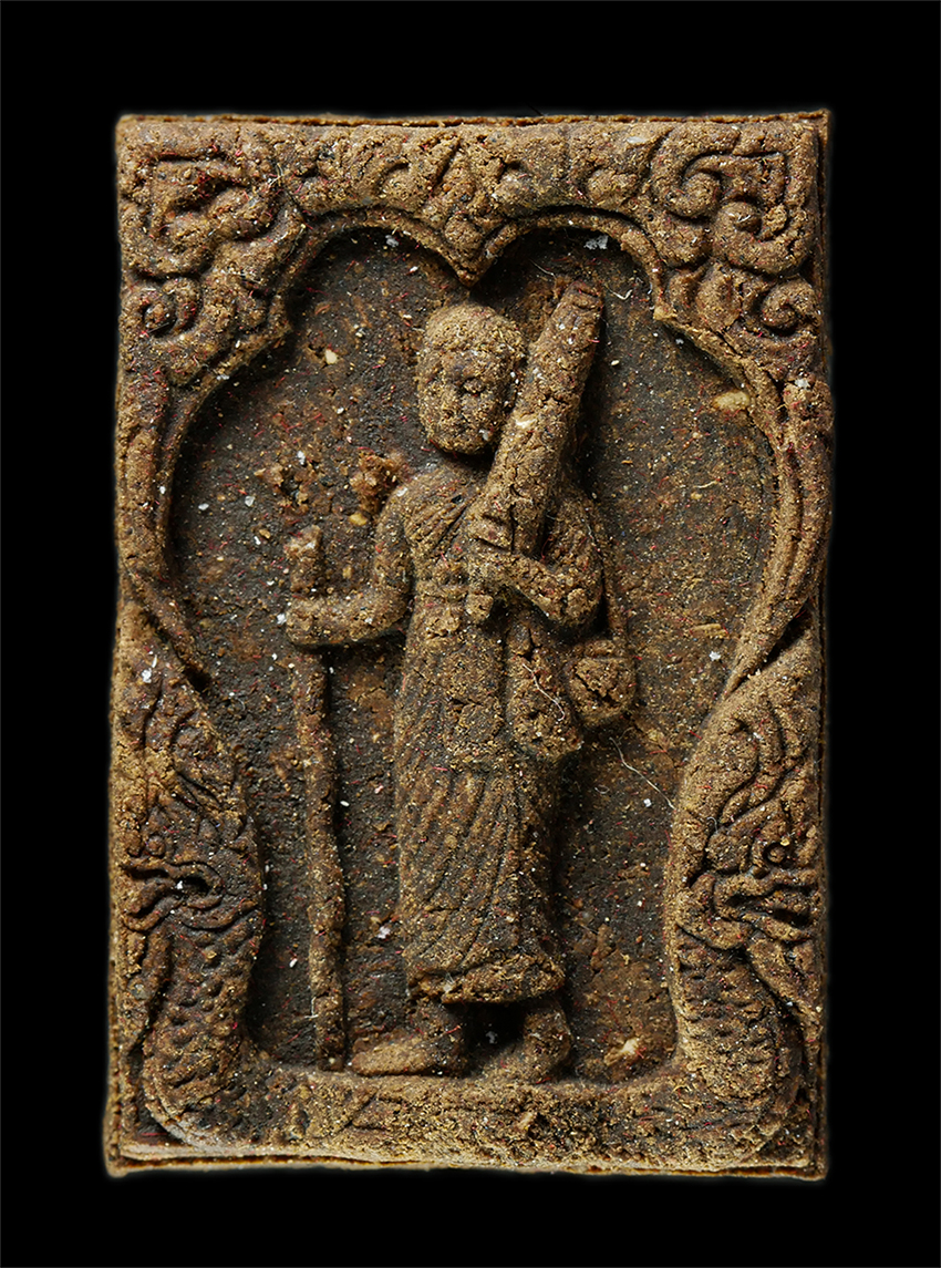 7Jan2026 (152)p.jpg - พระสิวลี หลวงปู่บุญเพ็ง กัปปโก (พระโสภณวิสุทธิคุณ) วัดป่าวิเวกธรรม (วัดกุดโง้ง) อ.เมือง จ.ขอนแก่น ปี2554 มหาเมตตาบารมี อุดมทรัพย์ประสิทธิ์โชค เนื้อผงย [..] | https://kamulet.in.th